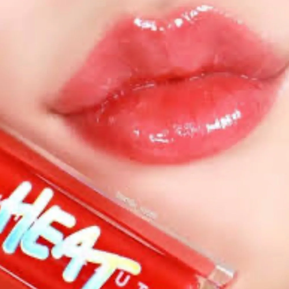 💋✨Fenty Hot Cherry Gloss Bomb Heat